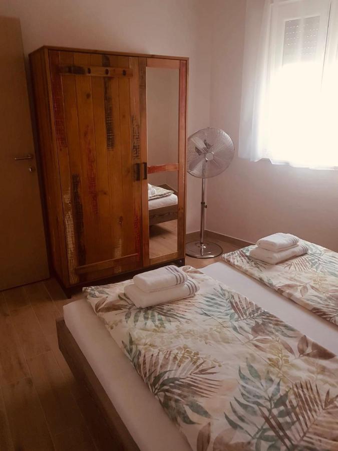 Apartmani Tin ستاريغغاد باكلينتسا المظهر الخارجي الصورة