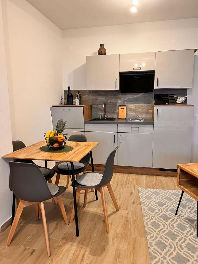 Apartmani Tin ستاريغغاد باكلينتسا المظهر الخارجي الصورة