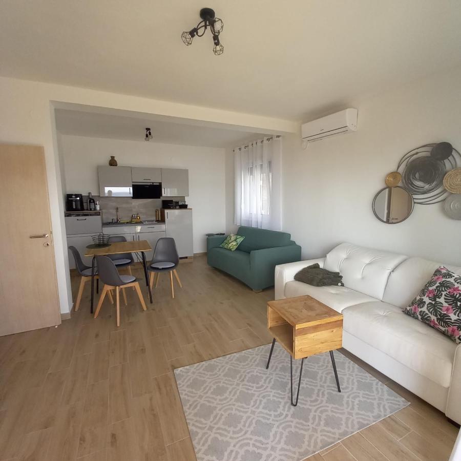 Apartmani Tin ستاريغغاد باكلينتسا المظهر الخارجي الصورة